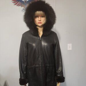 #735 Small leather/fox fur coat